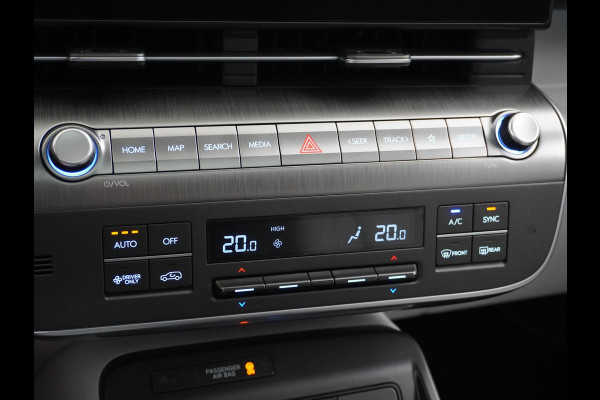 Hyundai KONA ELECTRIC Premium Sky 65.4 kWh VAN: 37.900,- VOOR: 35.770,- UW HERFSTVOORDEEL: 2.130,- EURO | NIEUW 51.500,-EURO! | ORIG. NL.| DEALER ONDERHOUDEN