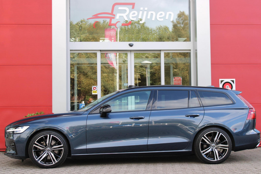 Volvo V60 2.0 B3 R-DESIGN 177PK MILD HYBRID GEARTRONIC 8 | PANORAMISCH SCHUIF/KANTELDAK | PREMIUM AUDIO BY HARMAN KARDON | 19" 5-TRIPPLE SPAAKS BLACK/DIAMAND CUT LICHTMETALEN VELGEN | BLINDSPOT INFOMATION SYSTEM (BLIS) | VERWARMDE VOORRUIT |VERWARMDE AQUABLADE RUITENWISSERBLADEN | PILOT ASSIST | APPLE CARPLAY / ANDROID AUTO | DODEHOEKDETECTIE |  ADAPTIEVE CRUISECONTROL | R-DESIGN BEKLEDING MET NAPPA LEDER I.C.M. OPEN GRID TEXTIEL | ELEKTRISCH VERSTELBARE CONTOUR STOELEN (SPORTSTOELEN) MET GEHEUGEN OP BEIDE VOORSTOELEN |VERWARMDE VOORSTOELEN EN ACHTERBANK | VERWARMD STUURWIEL | P