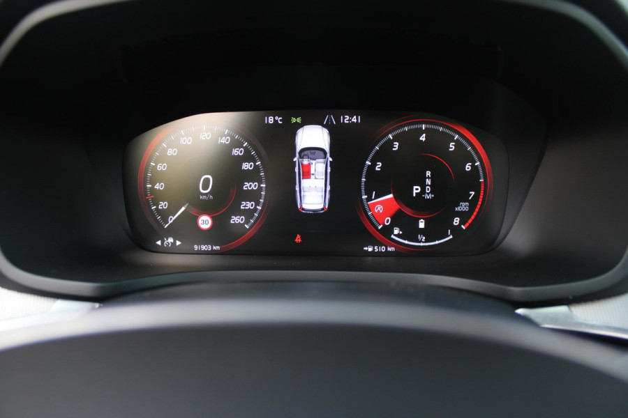Volvo V60 2.0 B3 R-DESIGN 177PK MILD HYBRID GEARTRONIC 8 | PANORAMISCH SCHUIF/KANTELDAK | PREMIUM AUDIO BY HARMAN KARDON | 19" 5-TRIPPLE SPAAKS BLACK/DIAMAND CUT LICHTMETALEN VELGEN | BLINDSPOT INFOMATION SYSTEM (BLIS) | VERWARMDE VOORRUIT |VERWARMDE AQUABLADE RUITENWISSERBLADEN | PILOT ASSIST | APPLE CARPLAY / ANDROID AUTO | DODEHOEKDETECTIE |  ADAPTIEVE CRUISECONTROL | R-DESIGN BEKLEDING MET NAPPA LEDER I.C.M. OPEN GRID TEXTIEL | ELEKTRISCH VERSTELBARE CONTOUR STOELEN (SPORTSTOELEN) MET GEHEUGEN OP BEIDE VOORSTOELEN |VERWARMDE VOORSTOELEN EN ACHTERBANK | VERWARMD STUURWIEL | P