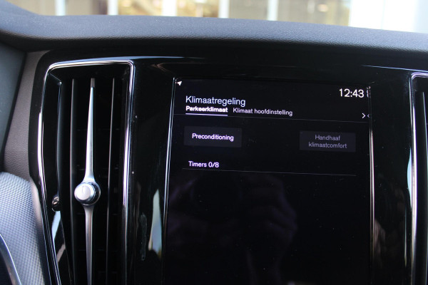 Volvo V60 2.0 B3 R-DESIGN 177PK MILD HYBRID GEARTRONIC 8 | PANORAMISCH SCHUIF/KANTELDAK | PREMIUM AUDIO BY HARMAN KARDON | 19" 5-TRIPPLE SPAAKS BLACK/DIAMAND CUT LICHTMETALEN VELGEN | BLINDSPOT INFOMATION SYSTEM (BLIS) | VERWARMDE VOORRUIT |VERWARMDE AQUABLADE RUITENWISSERBLADEN | PILOT ASSIST | APPLE CARPLAY / ANDROID AUTO | DODEHOEKDETECTIE |  ADAPTIEVE CRUISECONTROL | R-DESIGN BEKLEDING MET NAPPA LEDER I.C.M. OPEN GRID TEXTIEL | ELEKTRISCH VERSTELBARE CONTOUR STOELEN (SPORTSTOELEN) MET GEHEUGEN OP BEIDE VOORSTOELEN |VERWARMDE VOORSTOELEN EN ACHTERBANK | VERWARMD STUURWIEL | P