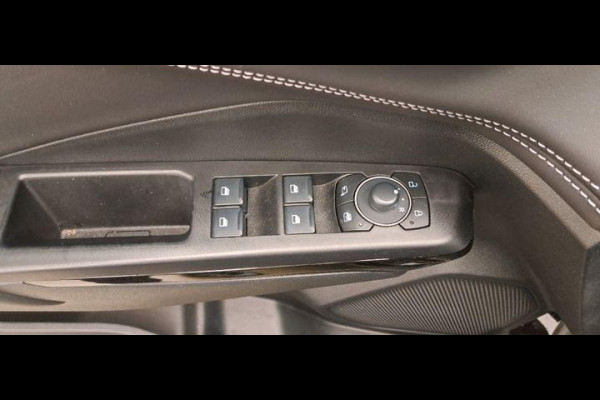 Ford Puma 1.0 EcoBoost Hybrid Titanium 125pk | Driver Assistance Pack | Winterpack | Panoramadak | Keyless Pack | Elek Achterklep | Reserve wiel