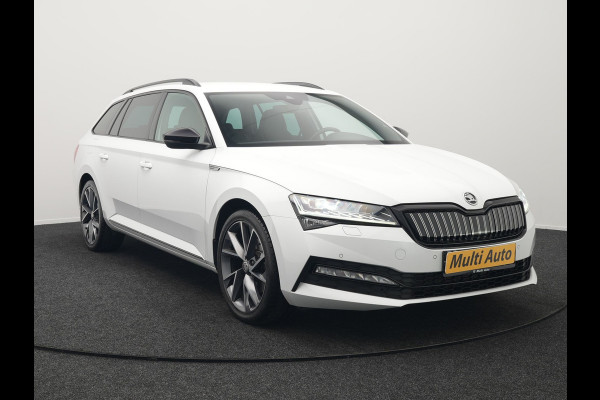 Škoda Superb Combi 1.4 TSI iV Sportline Business Plug In Hybrid 218pk Dealer O.H PHEV | Adaptive Cruise | Alcantara Sportstoelen Memory & Verwarmd | Apple Carplay | Sfeerverlichting | Keyless | Blis | Camera | Virtual | Navigatie | DAB |