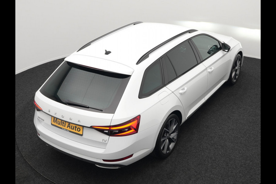 Škoda Superb Combi 1.4 TSI iV Sportline Business Plug In Hybrid 218pk Dealer O.H PHEV | Adaptive Cruise | Alcantara Sportstoelen Memory & Verwarmd | Apple Carplay | Sfeerverlichting | Keyless | Blis | Camera | Virtual | Navigatie | DAB |