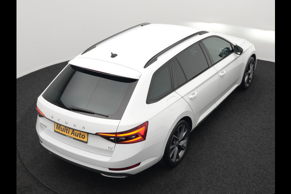 Škoda Superb Combi 1.4 TSI iV Sportline Business Plug In Hybrid 218pk Dealer O.H PHEV | Adaptive Cruise | Alcantara Sportstoelen Memory & Verwarmd | Apple Carplay | Sfeerverlichting | Keyless | Blis | Camera | Virtual | Navigatie | DAB |