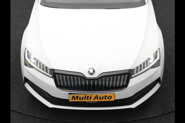 Škoda Superb Combi 1.4 TSI iV Sportline Business Plug In Hybrid 218pk Dealer O.H PHEV | Adaptive Cruise | Alcantara Sportstoelen Memory & Verwarmd | Apple Carplay | Sfeerverlichting | Keyless | Blis | Camera | Virtual | Navigatie | DAB |