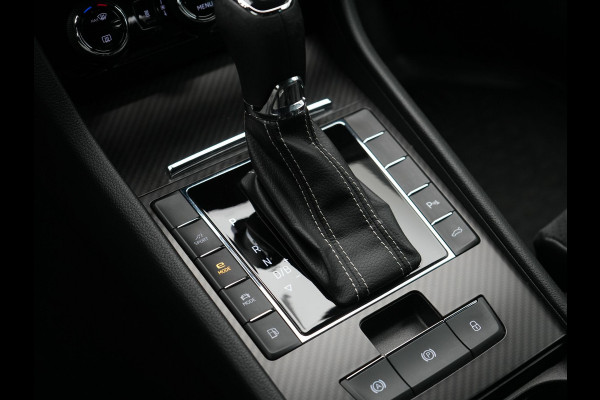 Škoda Superb Combi 1.4 TSI iV Sportline Business Plug In Hybrid 218pk Dealer O.H PHEV | Adaptive Cruise | Alcantara Sportstoelen Memory & Verwarmd | Apple Carplay | Sfeerverlichting | Keyless | Blis | Camera | Virtual | Navigatie | DAB |
