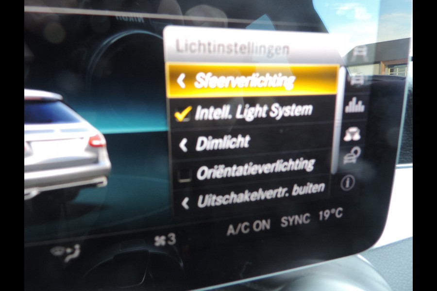 Mercedes-Benz C-Klasse Estate 180 Business Solution AMG lage km