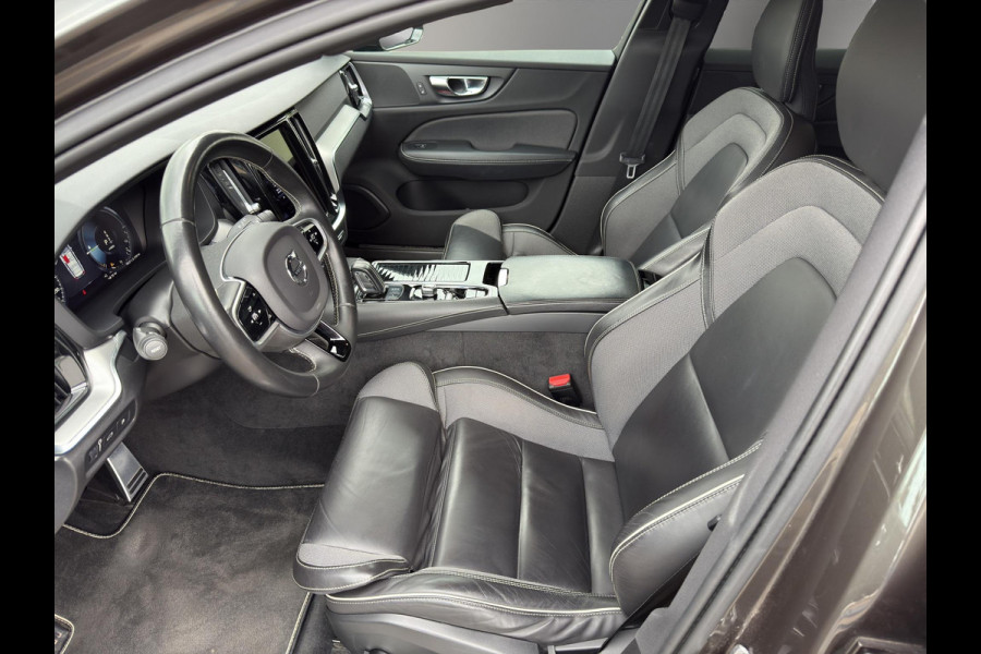 Volvo V60 T6 Recharge 4x4 Geartronic Inscription | PHEV | Lederen stoelen met geheugen | Android / Apple | Camera |