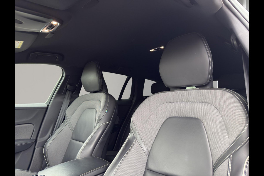 Volvo V60 T6 Recharge 4x4 Geartronic Inscription | PHEV | Lederen stoelen met geheugen | Android / Apple | Camera |