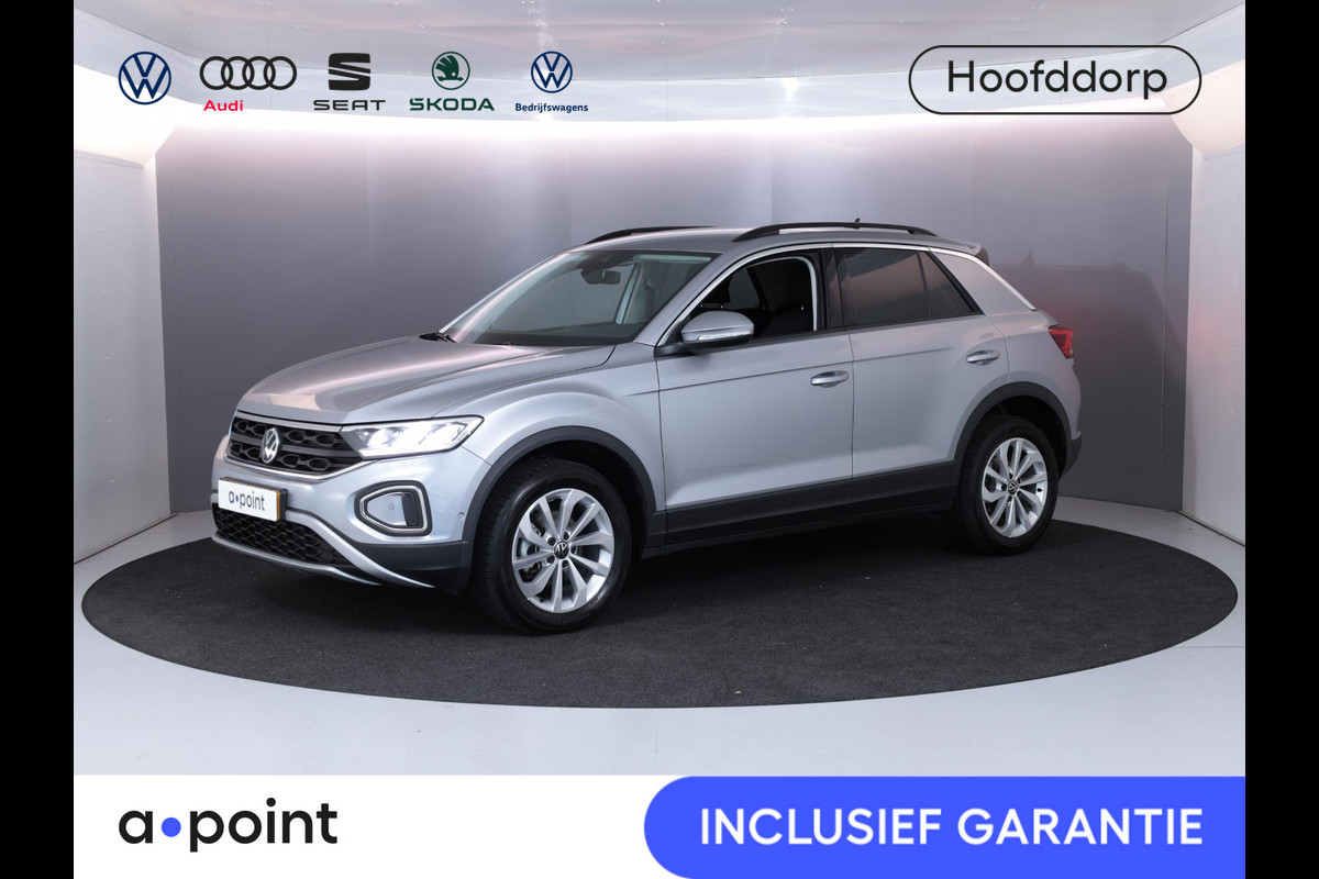 Volkswagen T-Roc 1.5 TSI Life Edition 150 pk Automaat (DSG) | Verlengde garantie | Navigatie via App | Parkeersensoren (Park assist) | Achteruitrijcamera | Adaptieve cruise control |