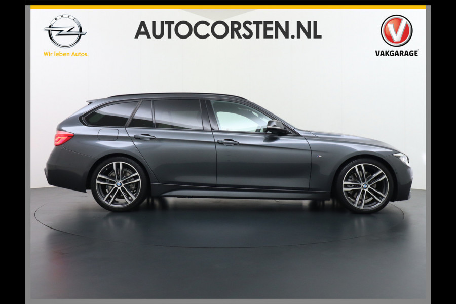 BMW 3 Serie Touring 330i AUT-8 M-Sport Pack Leder+Memory Harman&Kardon® Audio Adap.Cruise Apple Carplay Head-Up Navi 19" Virtual CockpitCame Lmv  Stoelverwarming DAB Elek.Achterklep Zwarte-Hemel Adaptieve Led Wifi Surround Camera Origineel Nederlandse Auto Zeer compleet! € 71.000 nieuwprijs !