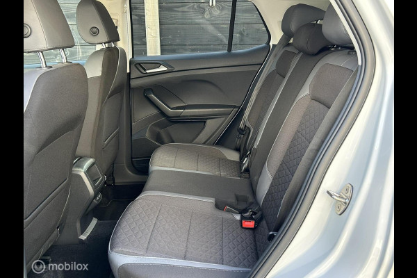 Volkswagen T-Cross 1.5 TSI Style 150 PK AUTOMAAT / FM Nav / keyless / Clima / 45.179 KM!! 1e eig.
