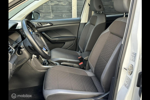 Volkswagen T-Cross 1.5 TSI Style 150 PK AUTOMAAT / FM Nav / keyless / Clima / 45.179 KM!! 1e eig.