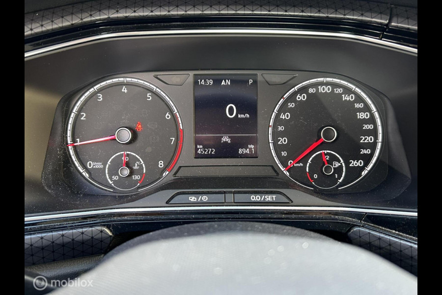 Volkswagen T-Cross 1.5 TSI Style 150 PK AUTOMAAT / FM Nav / keyless / Clima / 45.179 KM!! 1e eig.