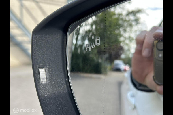 Volkswagen T-Cross 1.5 TSI Style 150 PK AUTOMAAT / FM Nav / keyless / Clima / 45.179 KM!! 1e eig.