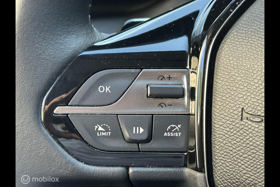 Peugeot 308 1.2 131 PK AUTOMAAT Pack Business Clima / FM nav / Carplay / LED / 41.882 KM!! Peugeot 308 1.2 131 PK AUTOMAAT Pack Business Clima / FM nav / Carplay / LED / 41.882 KM!!