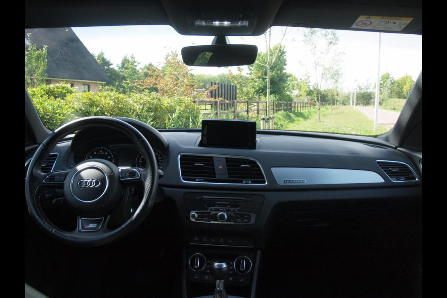 Audi Q3 2.0 TFSI quattro Sport S Line Edition | Camera | Cruise Control | Automaat |