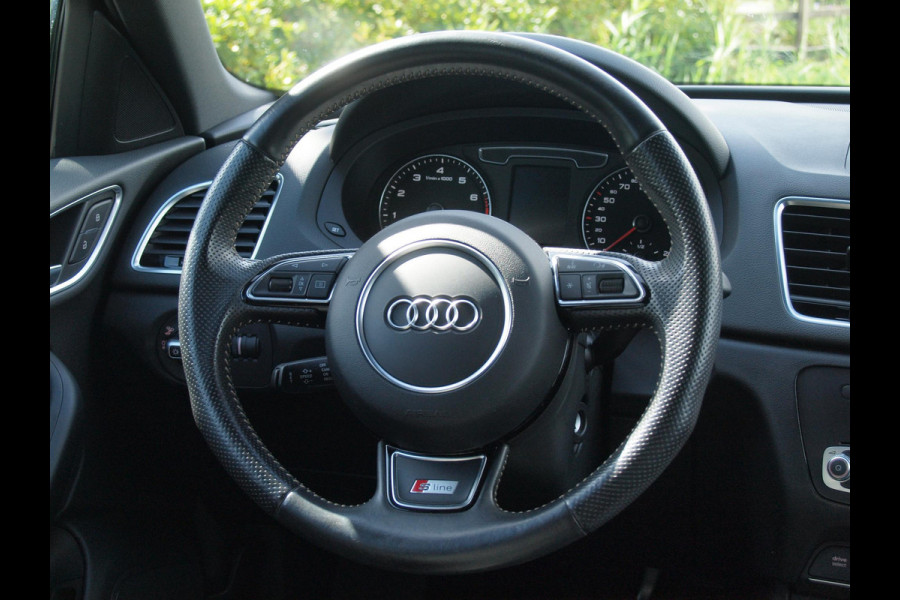 Audi Q3 2.0 TFSI quattro Sport S Line Edition | Camera | Cruise Control | Automaat |