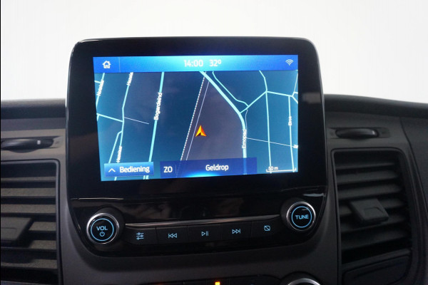 Ford Transit Custom 300 L2H1 Trend Dubbele Cabine Automaat Airco Navigatie Cruise control Camera Parkeersensoren Ford Transit Custom 300 L2H1 Trend Dubbele Cabine Automaat Airco Navigatie Cruise control Camera Parkeersensoren