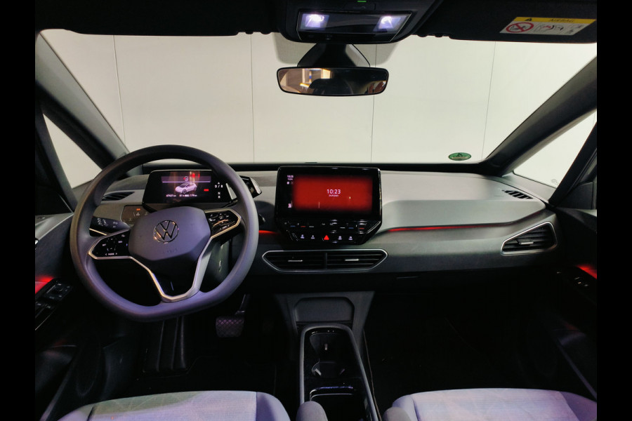 Volkswagen ID.3 Pure 45 kWh uit 2022 Rijklaar + 12 maanden Bovag-garantie Henk Jongen Auto's in Helmond,  al 50 jaar service zoals 't hoort!