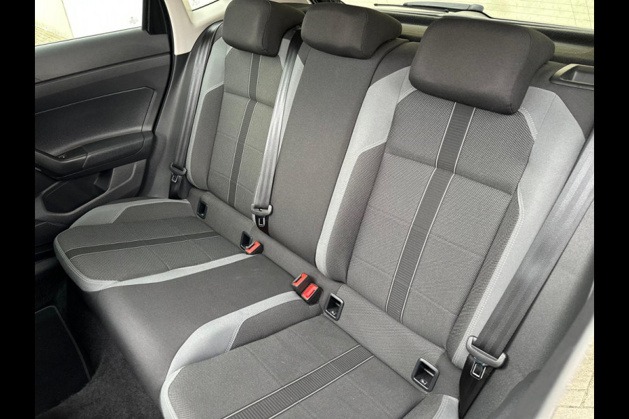 Volkswagen Polo R-Line 1.5 TSI DSG Pano BTW Virtual Camera