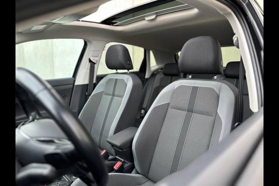 Volkswagen Polo R-Line 1.5 TSI DSG Pano BTW Virtual Camera