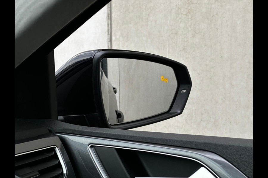 Volkswagen Polo R-Line 1.5 TSI DSG Pano BTW Virtual Camera