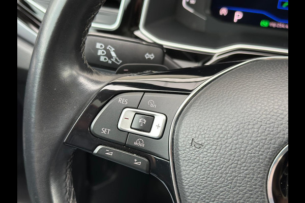 Volkswagen Polo R-Line 1.5 TSI DSG Pano BTW Virtual Camera