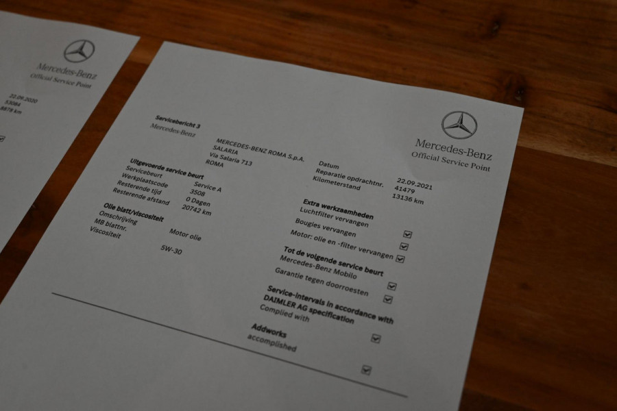 Mercedes-Benz GLC Coupé 350e 4MATIC Premium 320 PK AMG Luchtvering 360 Camera Keyless 19''