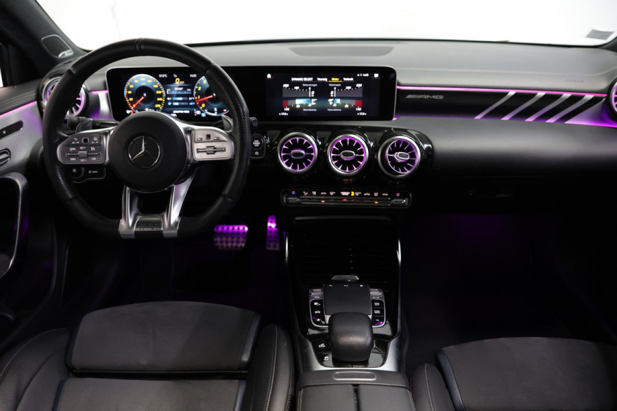 Mercedes-Benz A-Klasse AMG 35 4MATIC Premium BURMESTER PANO KUIPST ''19