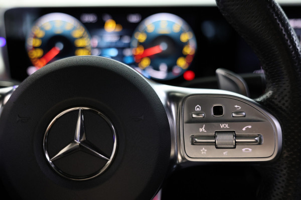 Mercedes-Benz A-Klasse AMG 35 4MATIC Premium BURMESTER PANO KUIPST ''19