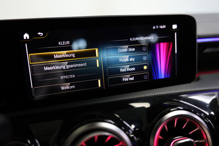 Mercedes-Benz A-Klasse AMG 35 4MATIC Premium BURMESTER PANO KUIPST ''19