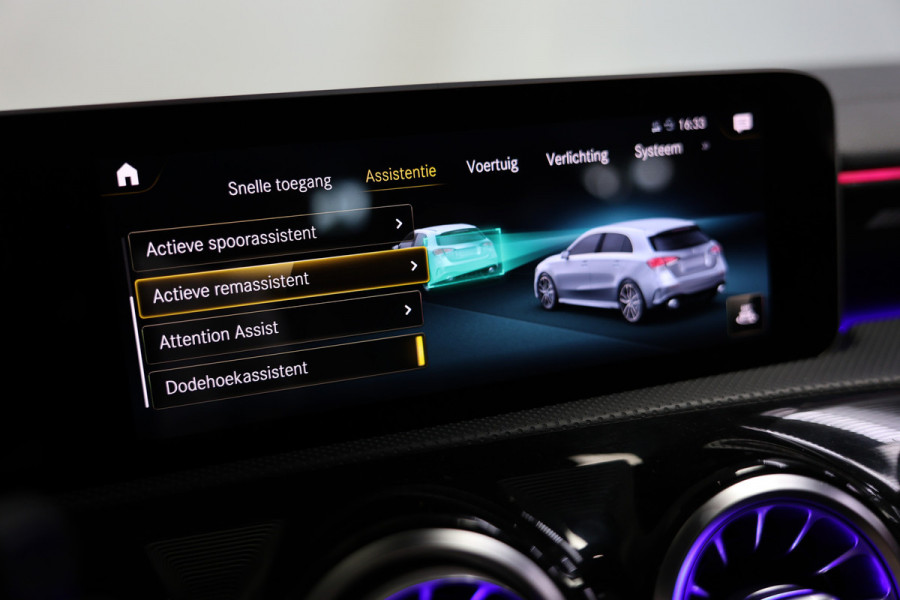 Mercedes-Benz A-Klasse AMG 35 4MATIC Premium BURMESTER PANO KUIPST ''19