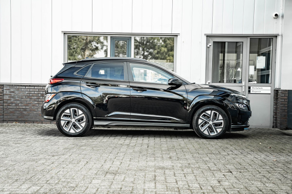 Hyundai Kona EV Premium 64 kWh