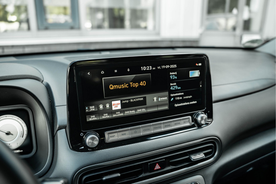 Hyundai Kona EV Premium 64 kWh