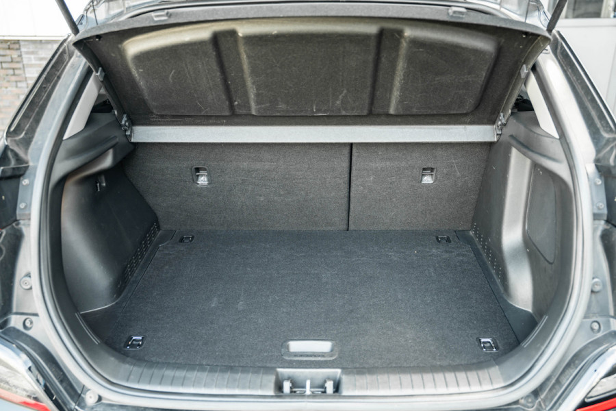 Hyundai Kona EV Premium 64 kWh