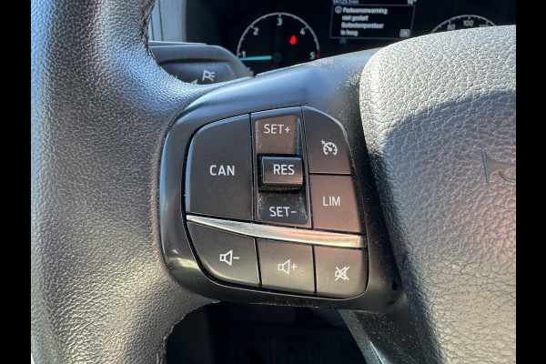 Ford Transit 350 2.0 TDCI L3H2 DC Trend | 6-zits | 170pk |  Dubbele Cabine  | Navigatie | Camera | Trekhaak | Stoelverwarming | Armsteun Ford Transit 350 2.0 TDCI L3H2 DC Trend | 6-zits | 170pk |  Dubbele Cabine  | Navigatie | Camera | Trekhaak | Stoelverwarming | Armsteun