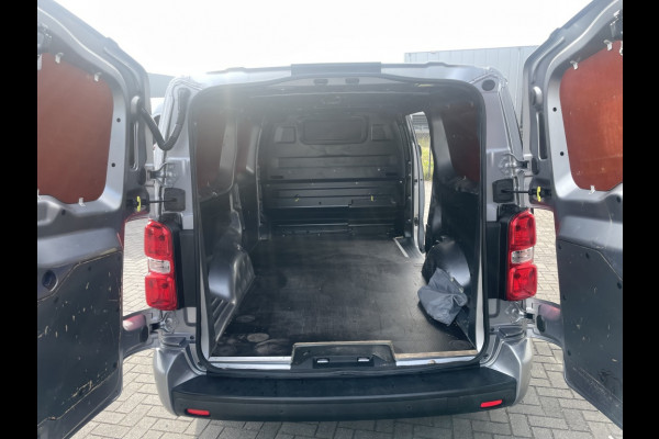 Peugeot Expert 2.0 BlueHDI 120PK L3H1 airco, navigatie, camera