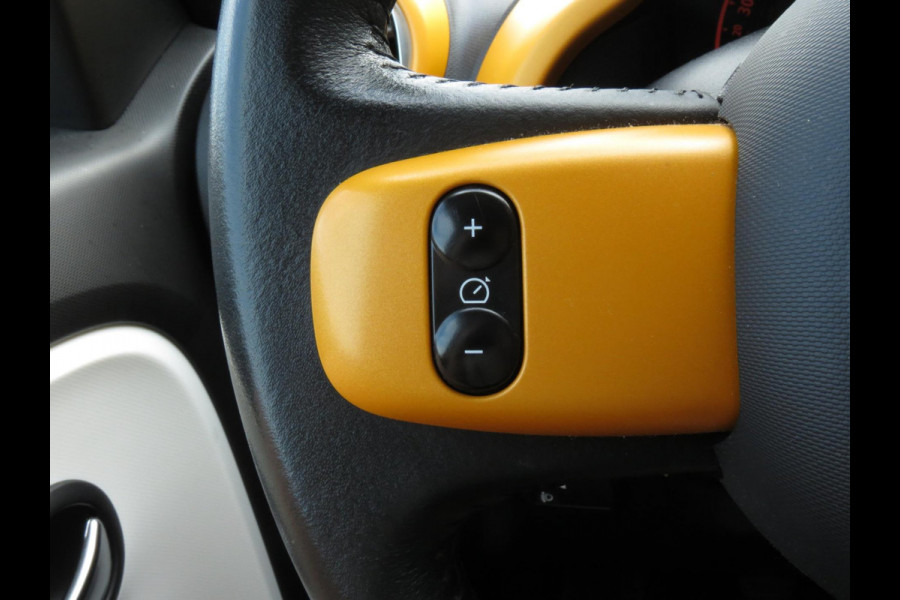 Renault Twingo 1.0 SCe Collection NIEUWE TYPE | DEALER ONDERHOUDEN | AIRCO | APK T/M JULI 2027 |