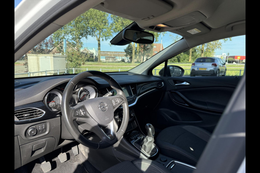 Opel Astra 1.2 Business Elegance | Navi | ECC | PDC |