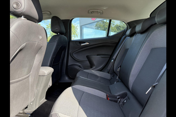 Opel Astra 1.2 Business Elegance | Navi | ECC | PDC |