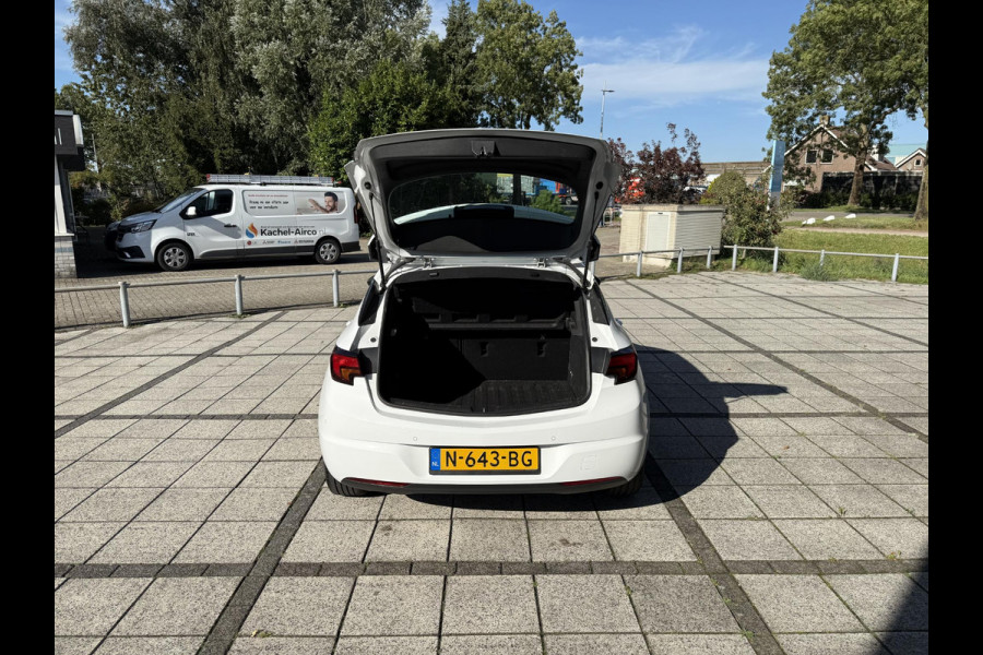 Opel Astra 1.2 Business Elegance | Navi | ECC | PDC |