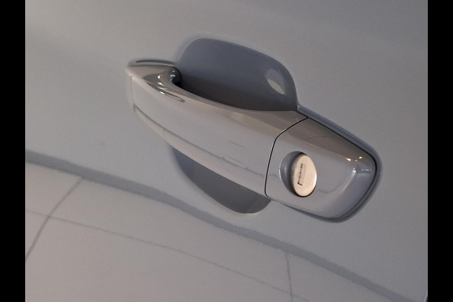 Opel Corsa 1.2 Turbo Hybrid GS Automaat | Navigatie | Achteruitrijcamera | Stoel/Stuurverwarming | Apple Carplay/Android Auto |