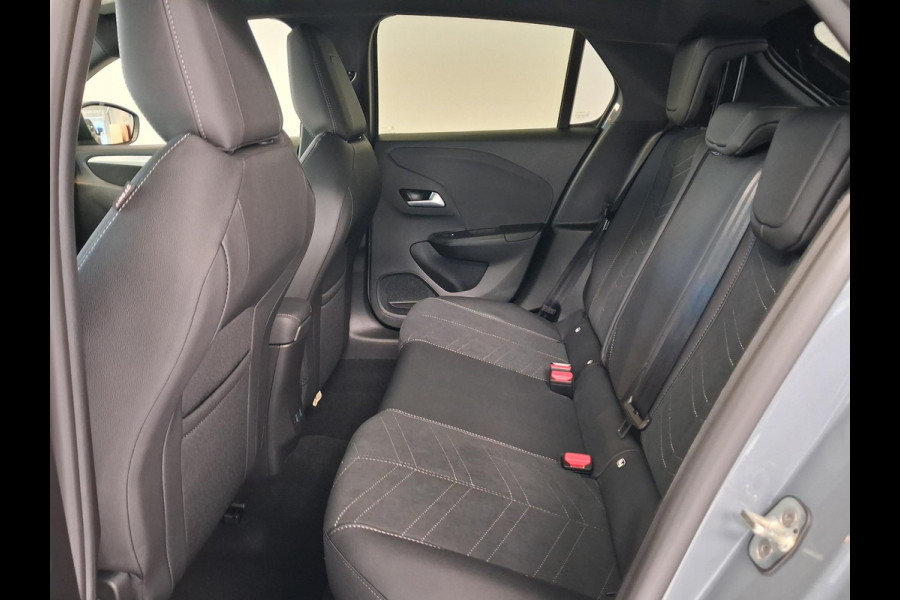 Opel Corsa 1.2 Turbo Hybrid GS Automaat | Navigatie | Achteruitrijcamera | Stoel/Stuurverwarming | Apple Carplay/Android Auto |