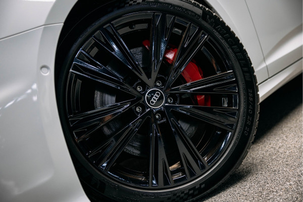 Audi A6 Avant 55 TFSI e quattro Competition | Hybride | Quattro | Head-up | 360 camera | Sportstoelen | Audi A6 Avant 55 TFSI e quattro Competition | Hybride | Quattro | Head-up | 360 camera | Sportstoelen |