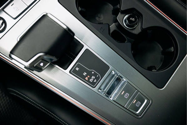 Audi A6 Avant 55 TFSI e quattro Competition | Hybride | Quattro | Head-up | 360 camera | Sportstoelen | Audi A6 Avant 55 TFSI e quattro Competition | Hybride | Quattro | Head-up | 360 camera | Sportstoelen |
