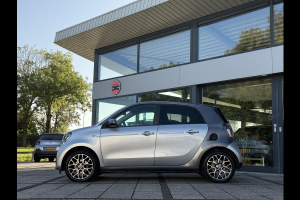 Smart Forfour EQ Aut. Comfort Plus | Camera | Sfeer Verlichting | Leder | ECC |