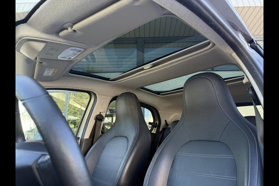 Smart Forfour EQ Aut. Comfort Plus | Camera | Sfeer Verlichting | Leder | ECC |