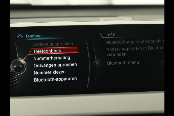 BMW X1 sDrive18i High Executive | Leder | Trekhaak | Harman/Kardon | Stoelverwarming | Head-Up | Full LED | Navigatie | Parkeerhulp | Climate control | Bluetooth