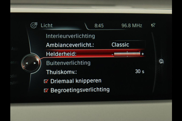 BMW X1 sDrive18i High Executive | Leder | Trekhaak | Harman/Kardon | Stoelverwarming | Head-Up | Full LED | Navigatie | Parkeerhulp | Climate control | Bluetooth